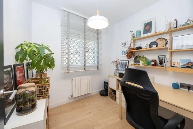 Piso 4 habitaciones 129m² en venta - El serrallo — 35