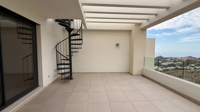 ¡GRAN OPORTUNIDAD! ÁTICO DE LUJO CON SOLÁRIUM PRIVADO Y VISTAS AL MAR Y MONTAÑA EN BENALMÁDENA – BLUE SEA HOMES — 7