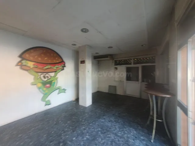 LOCAL EN VENTA EN AVENIDA DE LA BARZOLA - foto 2