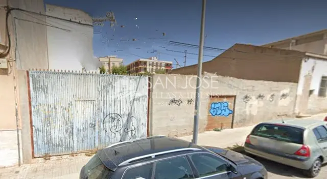 SE VENDE SOLAR PARA EDIFICAR EN EL ALTET — 3