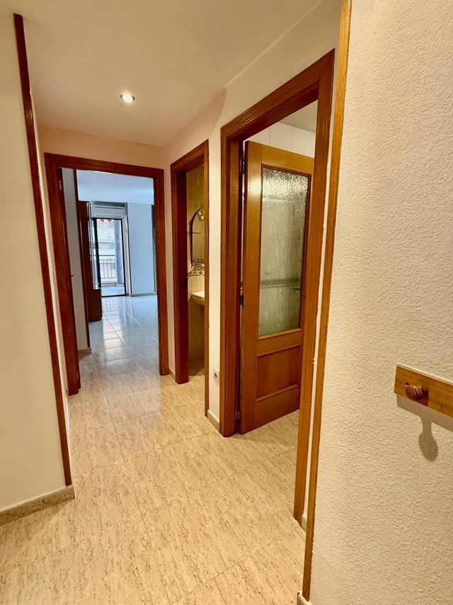 EXCLUSIVA - AMPLIO PISO CON BONITA TERRAZA EN EXCELENTE ZONA - CERCA HOTEL BALI — 7