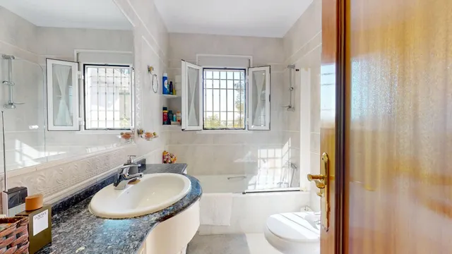 IMPRESIONANTE CASA EN CASILLA DEL AIRE — 47