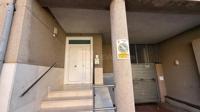 SE VENDE PLAZA DE APARCAMIENTO EN RUBÍ - foto 4