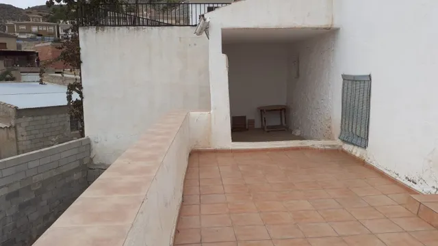 GRAN CASA FAMILIAR DE SIETE habitaciones EN SOMONTÍN, (ALMERÍA). — 33