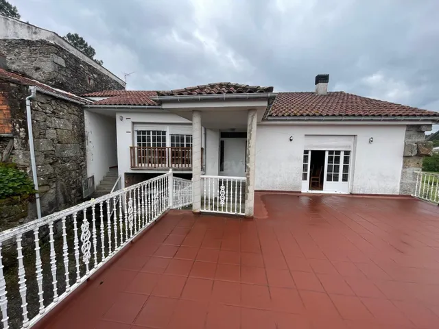 SE VENDE CASA EN RIBADAVIA (OURENSE) - foto 2