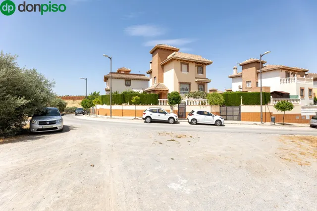 Espectacular Chalet a 10 Minutos del Centro de Granada — 32