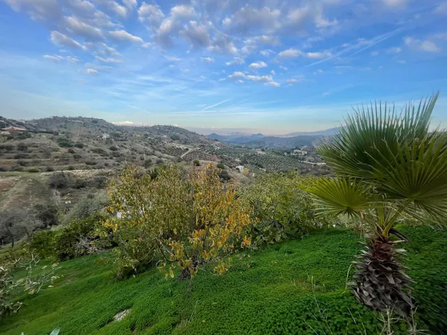 PRECIOSA FINCA RUSTICA CON ESPECTACULARES VISTAS — 4
