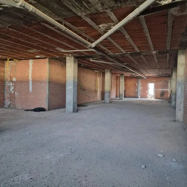 Venta local comercial en Badajoz — 6