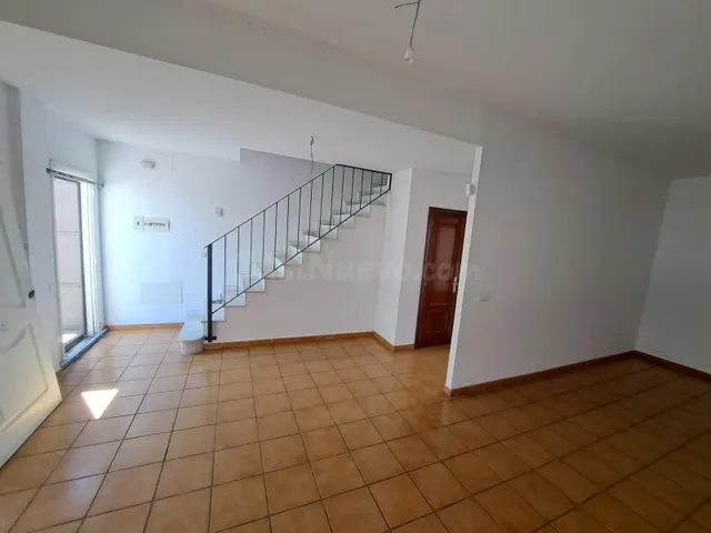 Venta de Casa Adosada en Bonares, Huelva. — 4