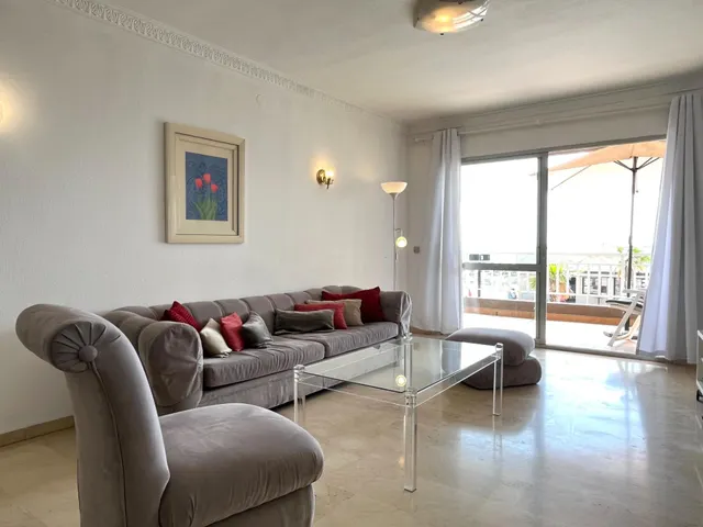 APARTAMENTO VACACIONAL, PRIMERA LÍNEA DE PLAYA VFT/MA/59241 / NRUA: ESFCTU0000290390001575010000000000000000VUT/MA/592416 — 9