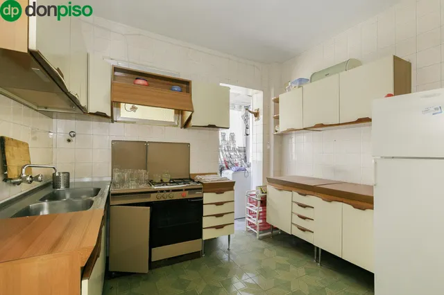 Piso para reformar junto a Avenida Dílar — 9