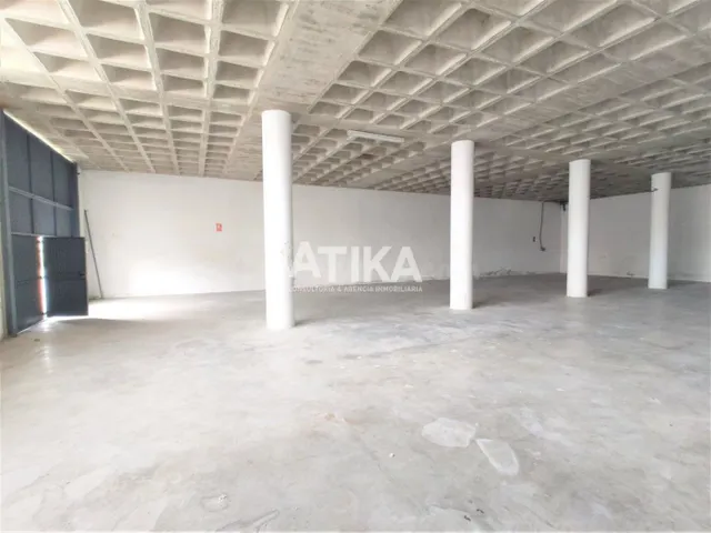 NAVE VENTA JUNTO CASCO URBANO - foto 2