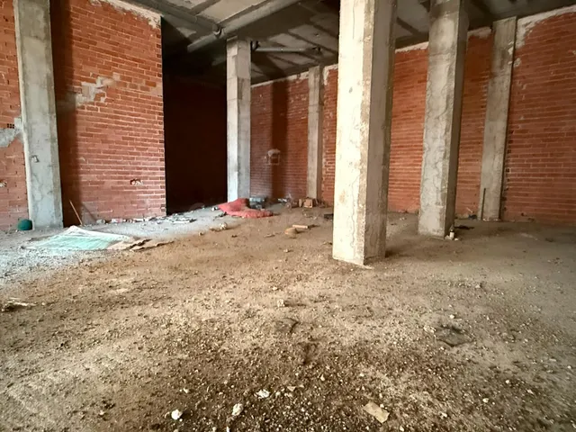 BAJO COMERCIAL EN RONDA SUR 1 AÑO DE CARENCIA POR ADECUACION - foto 2