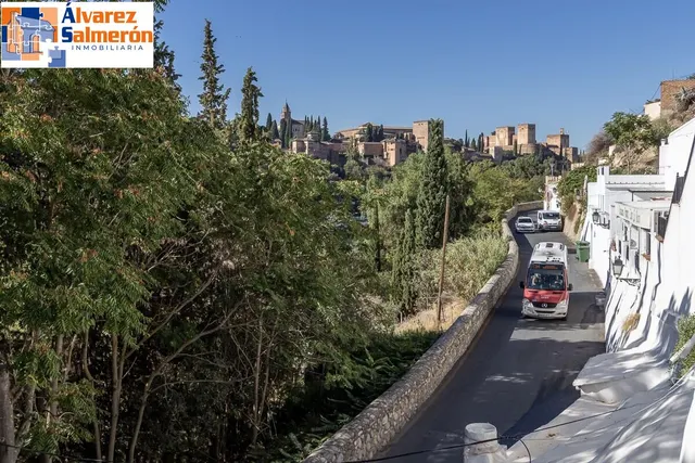Casa reformada en el Camino del Sacromonte — 34