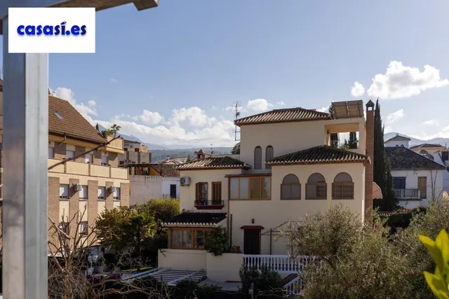 Maravillosa casa  a pocos minutos  andando  al  centro de La Zubia — 40
