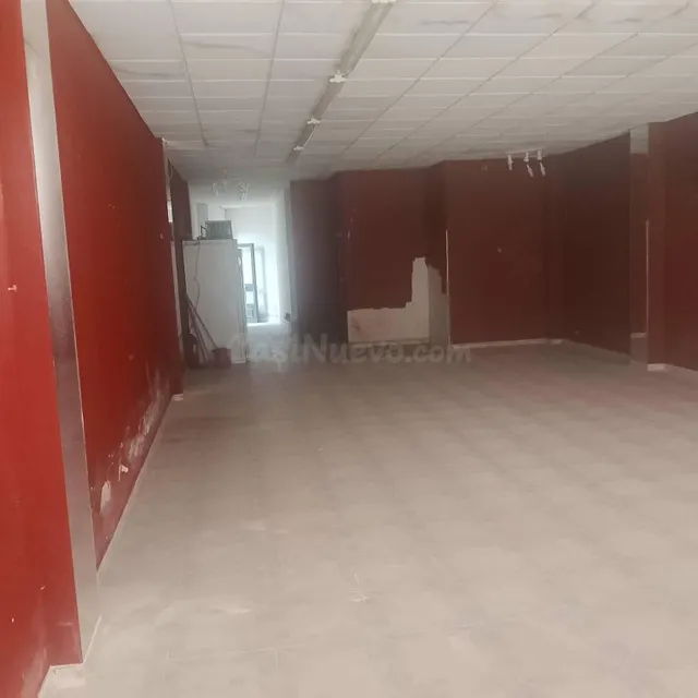 Local en alquiler en el centro de Cee – 110 m2, doble fachad - foto 5