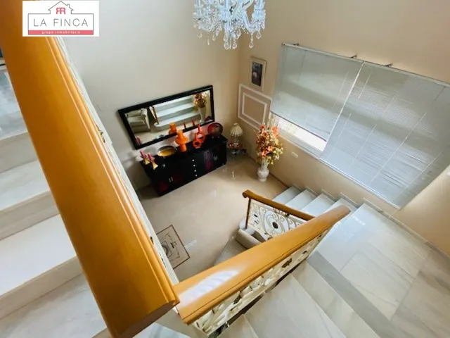 Gran Casa Independiente con piscina y zonas ajardinadas. — 44