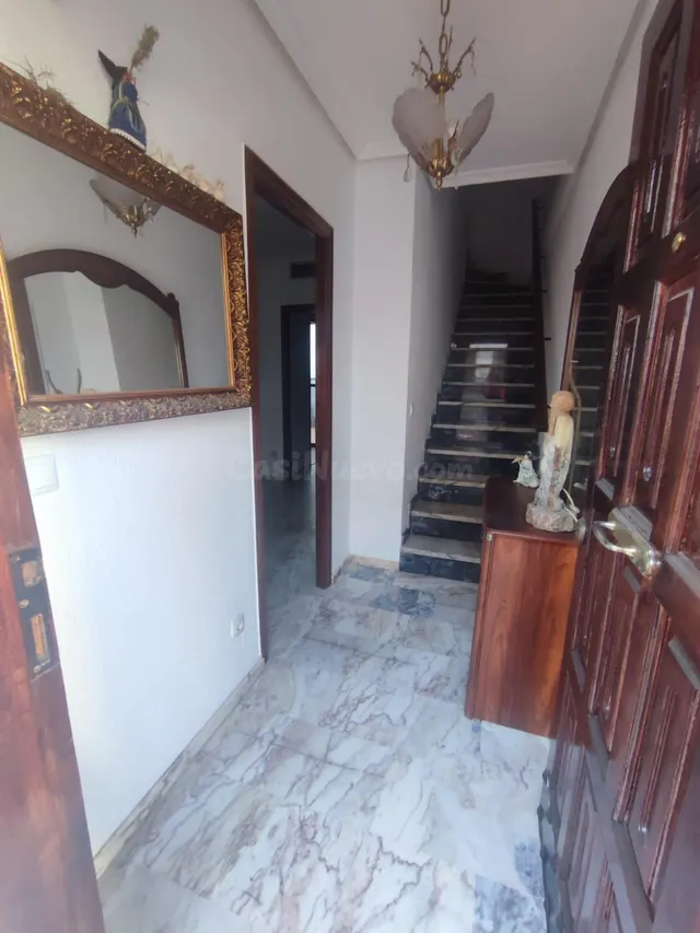 MAGNÍFICA OCASIÓN! CASA ADOSADA EN EXCLUSIVA!! ZONA DEL REAL - foto 5
