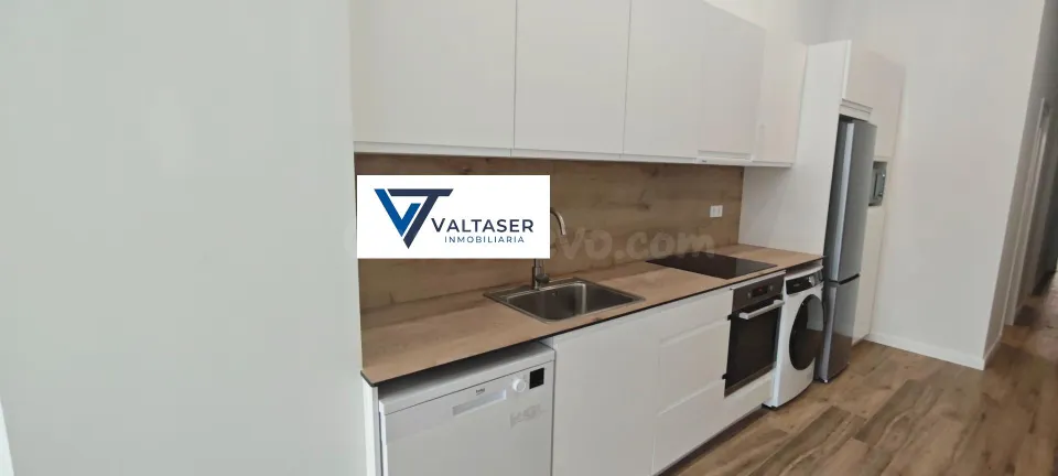 VENTA BAJO VIVIENDA MONCADA PARA ESTRENAR