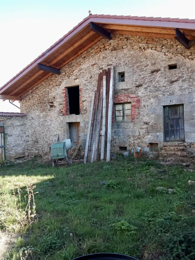 Casa de piedra con encanto y gran potencial turístico en san martín de las ollas — 7