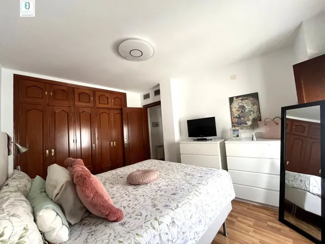PRECIOSO ÁTICO DÚPLEX EN LA MEJOR ZONA DE LA ZUBIA — 11