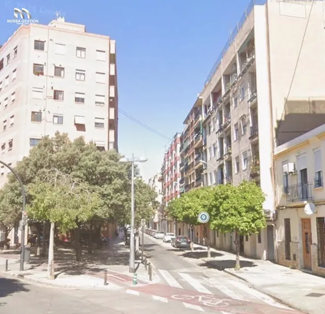 ¡OPORTUNIDAD ÚNICA EN VALENCIA! | PISO EN CORTS – VALENCIA - foto 4