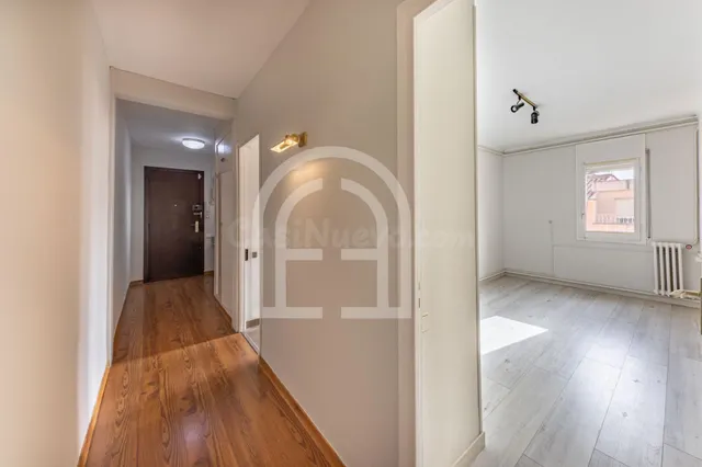 Piso en venta en Calle de Sant Gaietà - foto 3