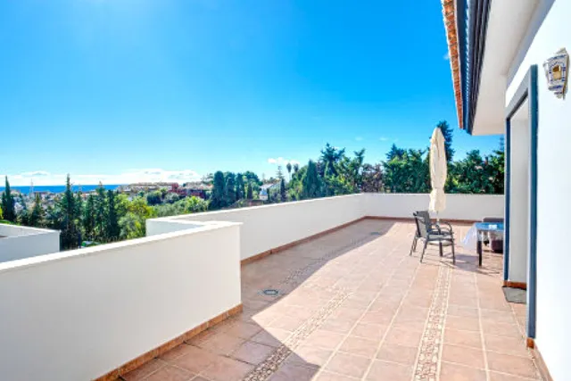 Chalet 5 habitaciones 430m² en venta - Marbella - foto 3