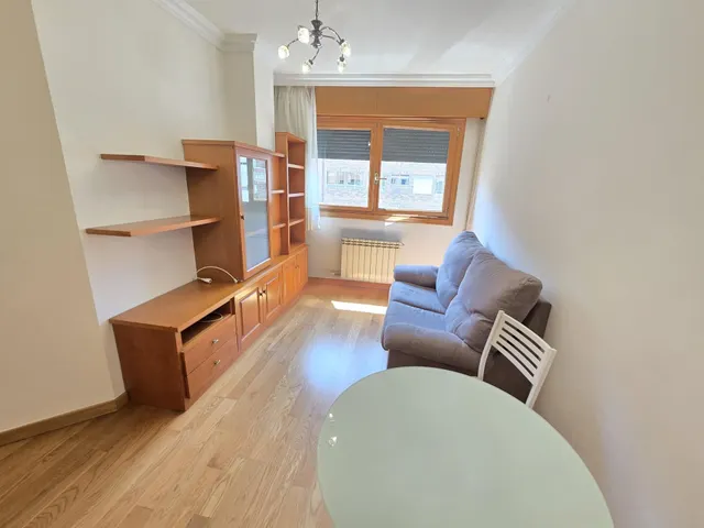 VIVIENDA IMPECABLE CON GARAJE Y BODEGA — 24