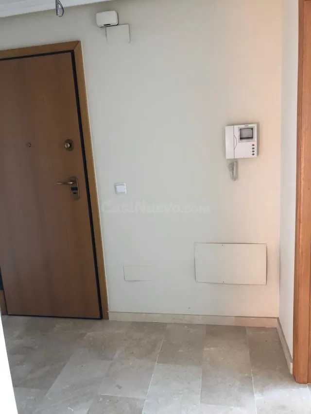 ¡Ático en venta de 3 dormitorios, 2 baños y plaza de garaje  - foto 2