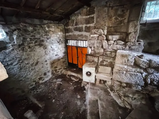 CASA independiente, con pequeño terreno. Nogueira de Ramuin — 12