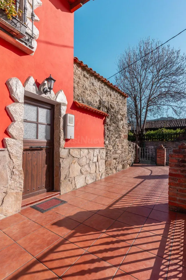 Joya Rural en Corneyana: Casa con Finca Edificable y Gran Po - foto 3