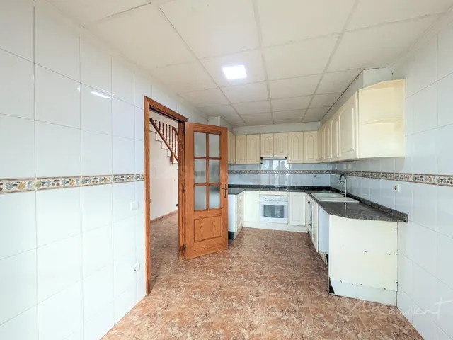 CASA ADOSADA EN VENTA AMPUESTA ZONA VALLETES — 5