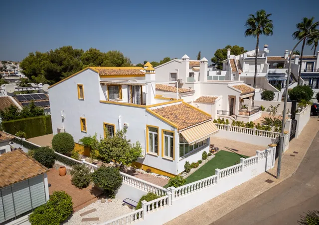 Villa 3 habitaciones 122m² en venta - Orihuela Costa — 38