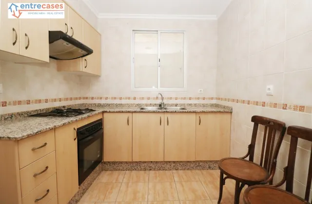 CASA INDEPENDIENTE CENTRO QUART DE LES VALLS — 2