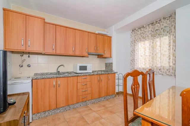 La mejor casa rural de Güejar Sierra se acaba de poner a la venta — 30