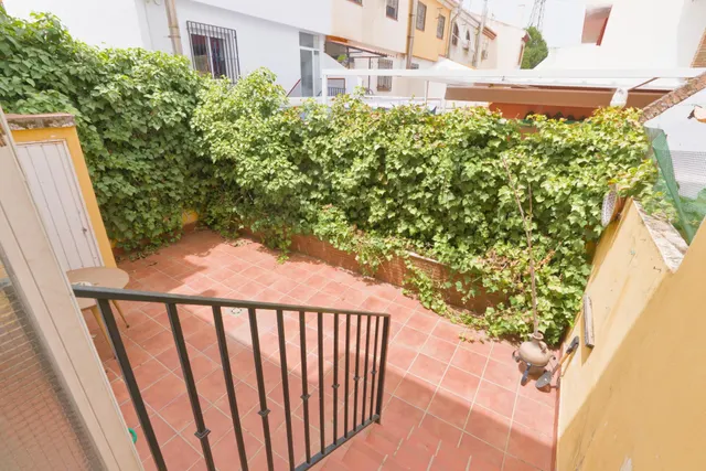 Bonita Casa en Cúllar Vega — 17