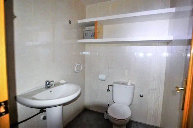 LOCAL COMERCIAL EN PETRER — 4