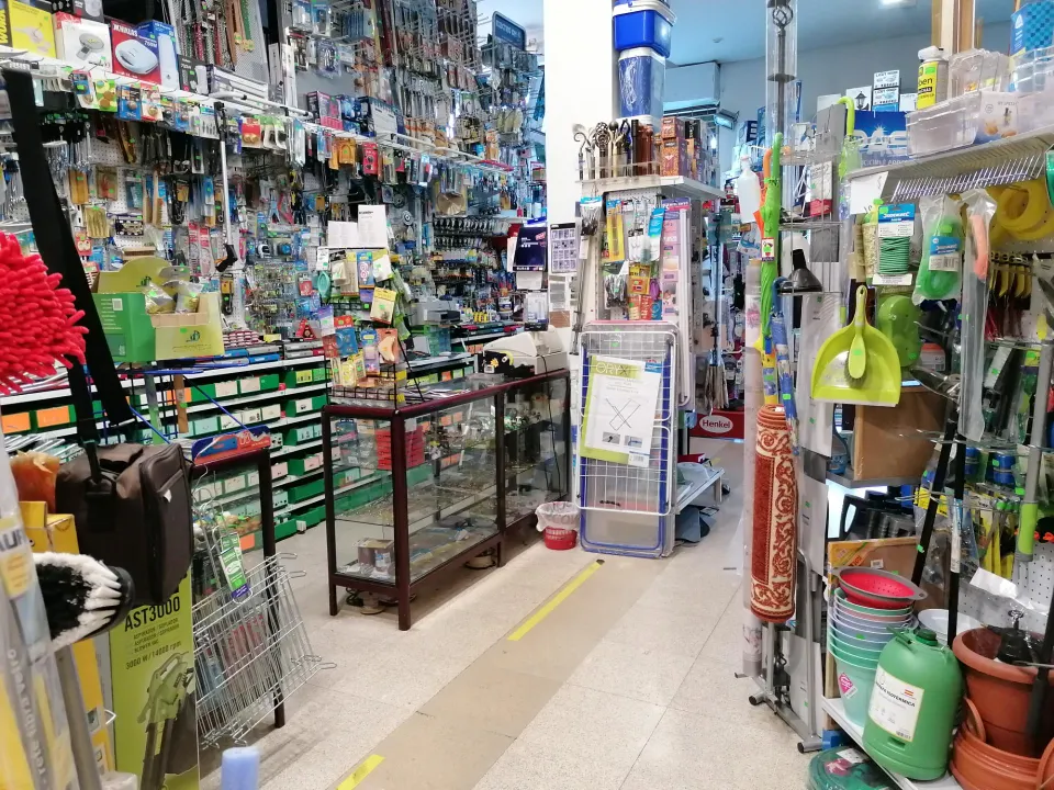 Local en Venta en Cáceres con Negocio Funcionando