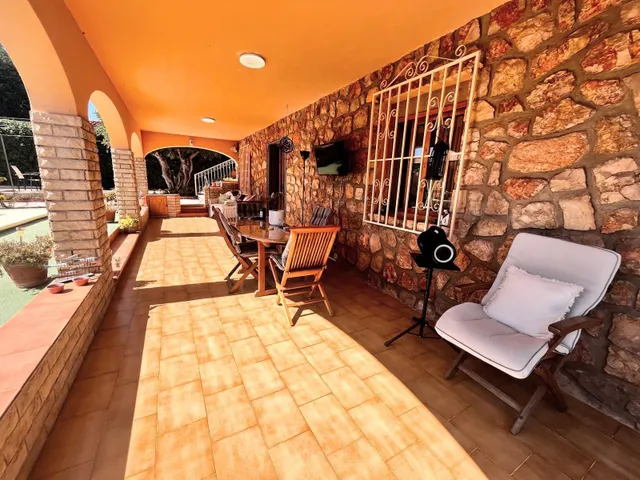 MAGNIFICO CHALET INDEPENDIENTE CON APARTAMENTO DE INVITADOS, PISCINA PRIVADA, GARAJE, BARBACOA, BUENAS VISTAS Y MUCHO MAS — 43