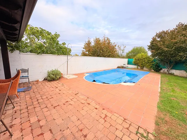 Casa con piscina — 22
