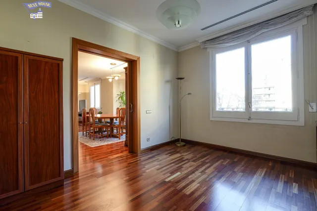 PISO EXCLUSIVO — 6