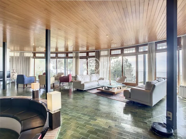 En venta la casa más original y con las mejores vistas de toda la Costa de Barcelona. — 14