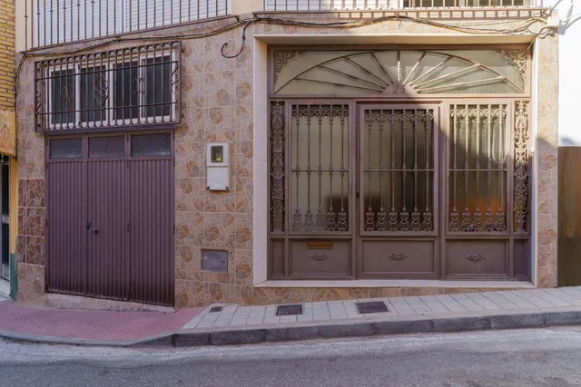 Espacio para toda la familia: 4 dormitorios y cochera — 36
