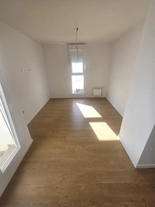 DÚPLEX DE OBRA NUEVA EN EL CENTRO — 30