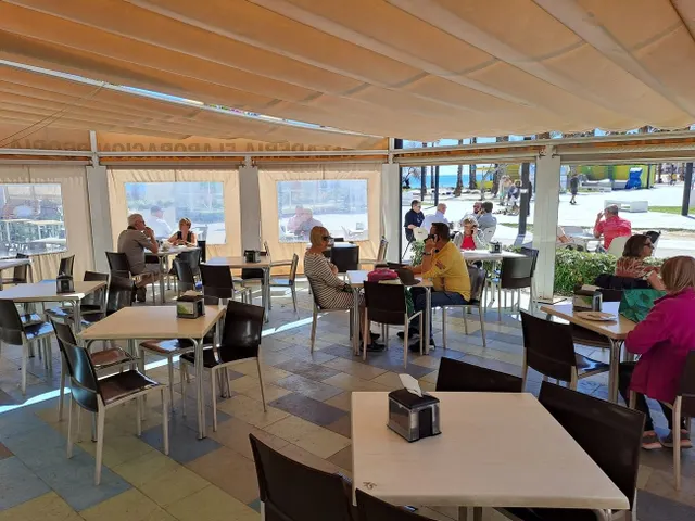 Local comercial en venta - La Siesta - El Salado - Torreta — 19