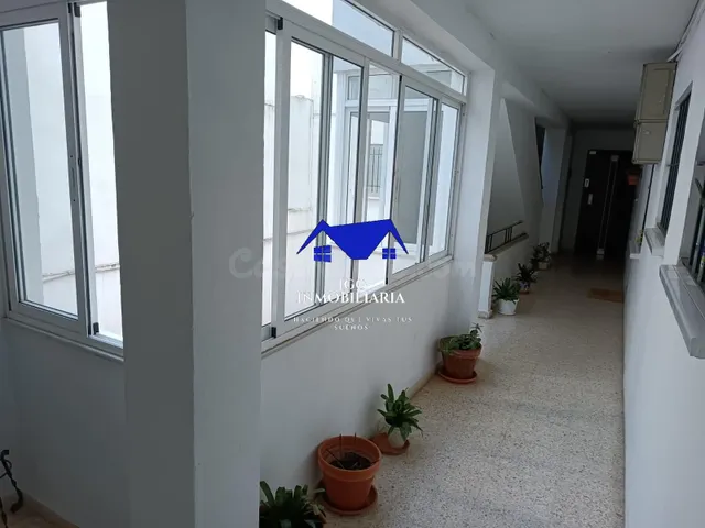 PISO EN VENTA EN TRIANA - foto 4