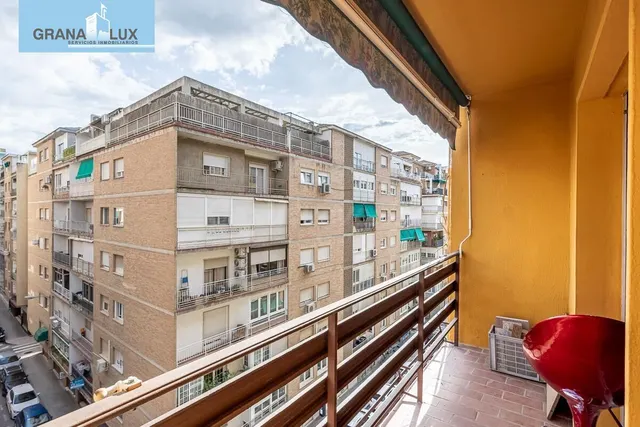 Piso amplio y luminoso en Ronda–Arabial — 3