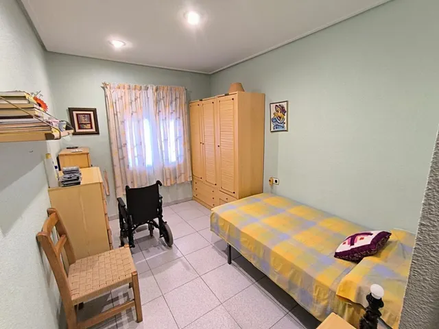 Villa 6 habitaciones 236m² en venta - Ayuntamiento — 17