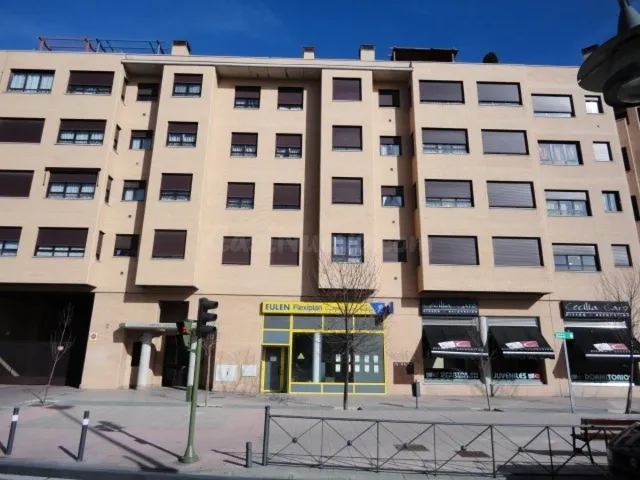 Garaje 12m² en venta - Menina